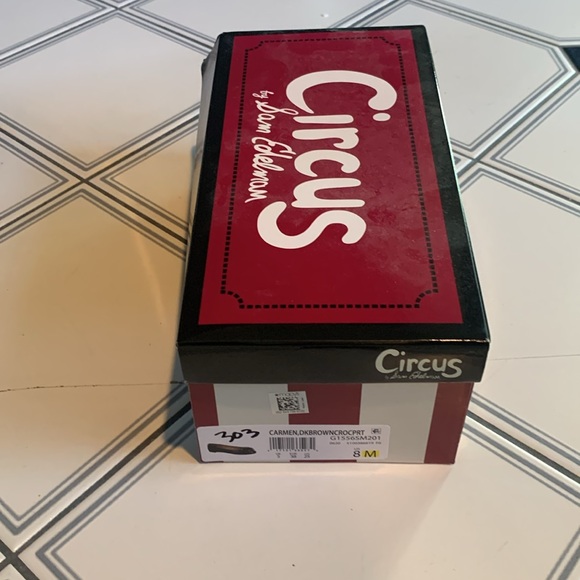 New in Box Dark Brown Crocodile Ballet Flats with Bow not worn Size 8M - Picture 6 of 6